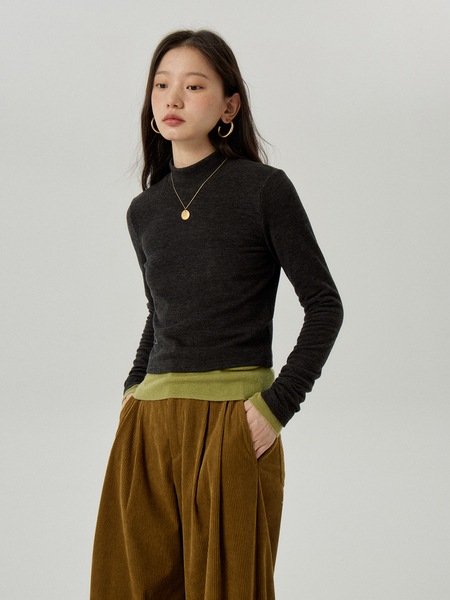 オモンエッグタルトスリム長袖厚底シャツ