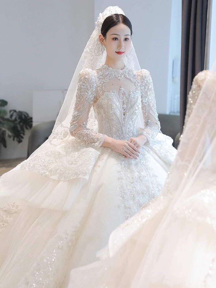 ロングトレーン付き長袖ウェディングドレス2025質感レトロ頑丈女性用豪華なブライダルメインドレス大きいサイズ 14,894円