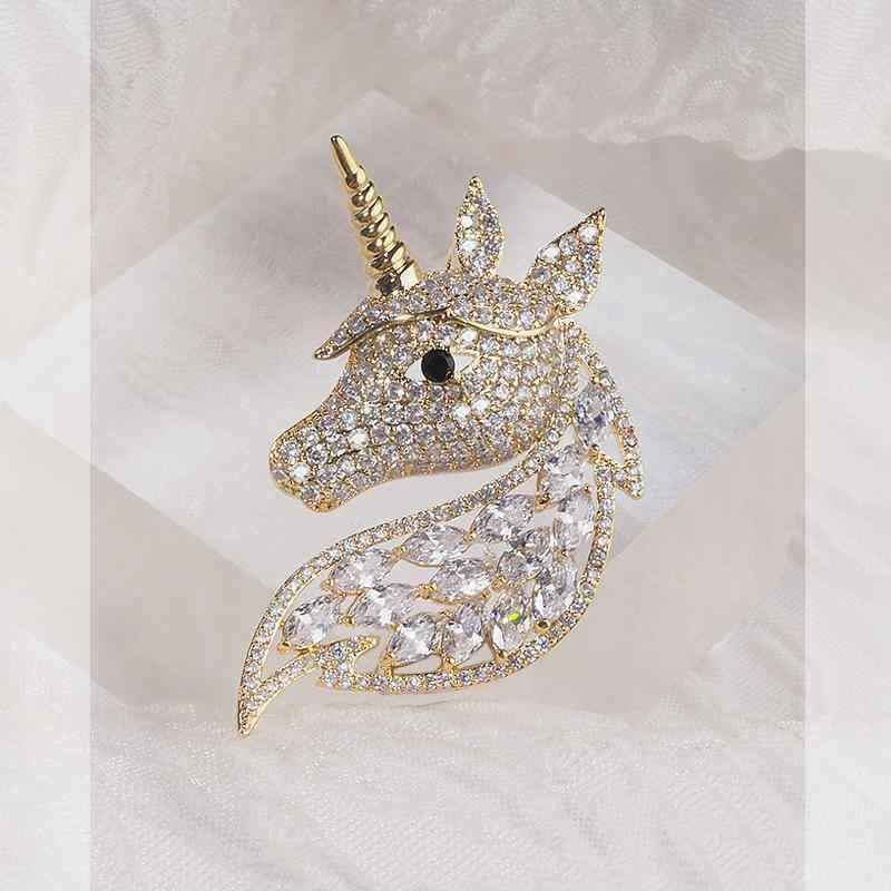 ブローチ 動物 クリスタル ユニコーン レディース おしゃれ 参観日 セレモニー ギフト 夢馬 スーツ アクセサリー ピン フォーマル ドレスキラキラ 装飾