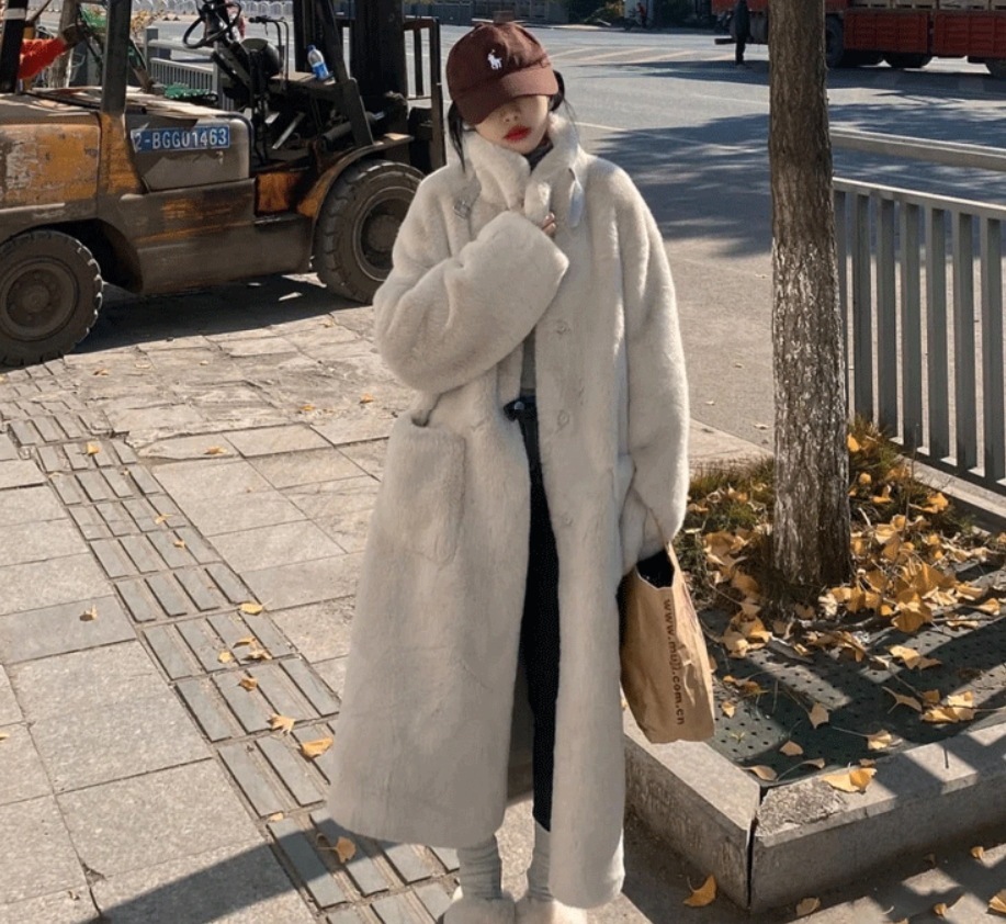 アウター コート もこもこアウター ロング ロング丈 袖あり 長袖 スタンドカラー ストレート もこもこ モコモコ ふわふわ ポケット 前開き 厚手 かわいい 大人可愛い カジュアル 大人 おしゃれ