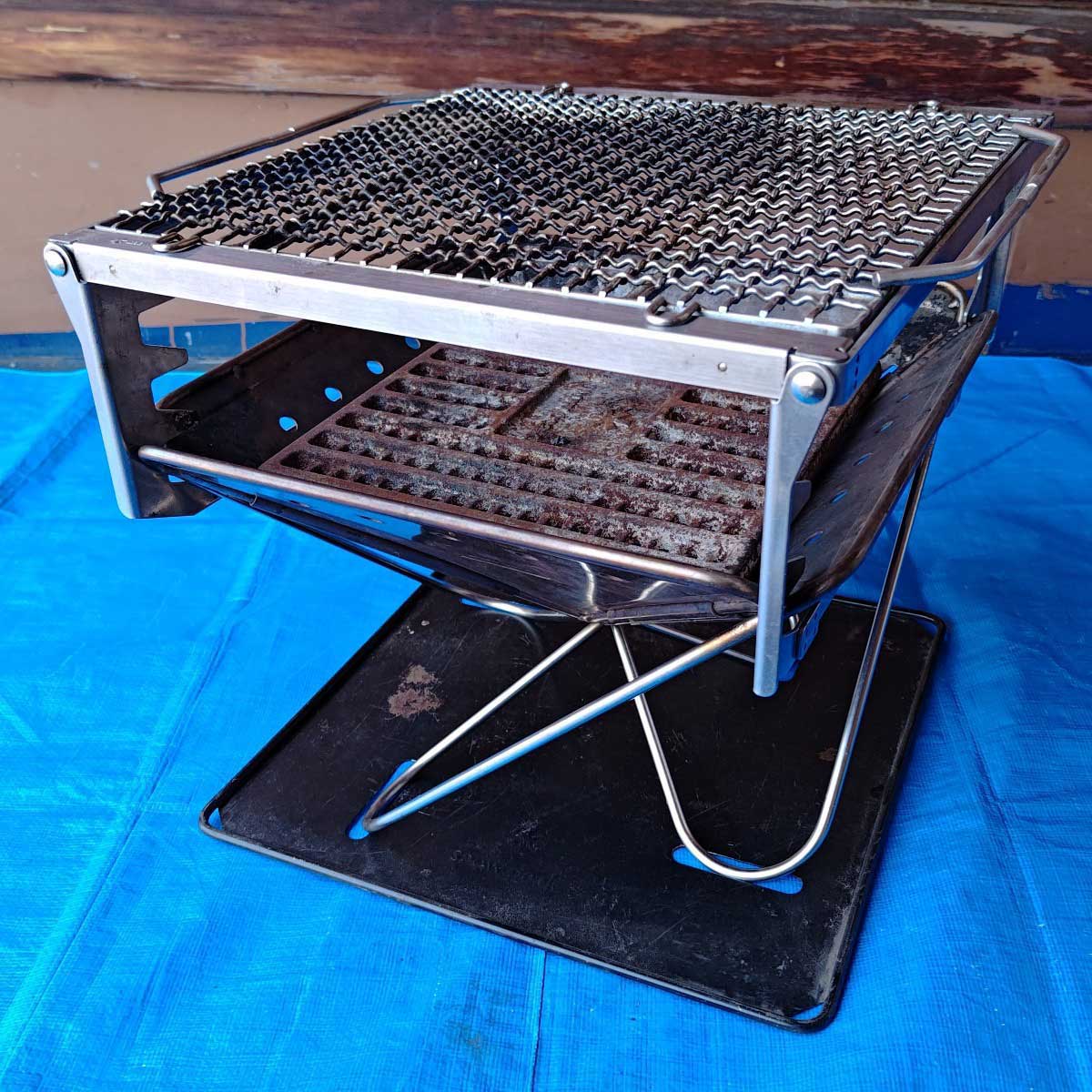 【中古】スノーピーク 焚き火台Mスターターセット + 焼き網アミ Pro.スチール・グリルブリッジ SET-111 Snow Peak アウトドア キャンプ