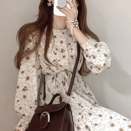 [パターンきれい/フェミニン] ラウンド パフ バルーン 袖 フリル リボン フラワー ワンピース/祝賀客ルック