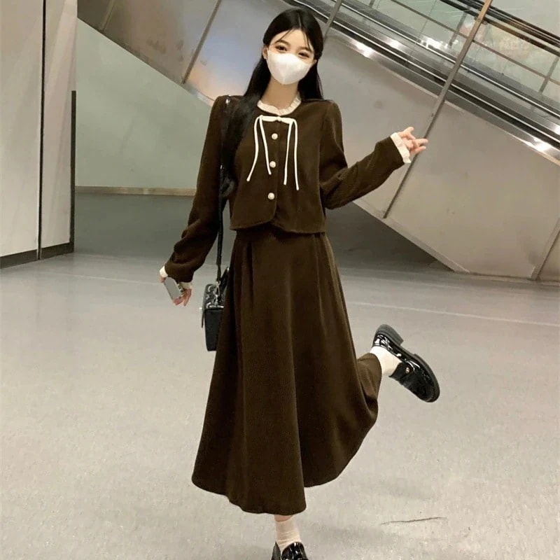 ス一ツ韓国ファッション 2点セット キャンパス風 シャツ+スカート 長袖 スーツジャケット シャツ ア ップ フード付きアウター無地 スウェットパンツ レディーストレーニングウェアスポーツウェア