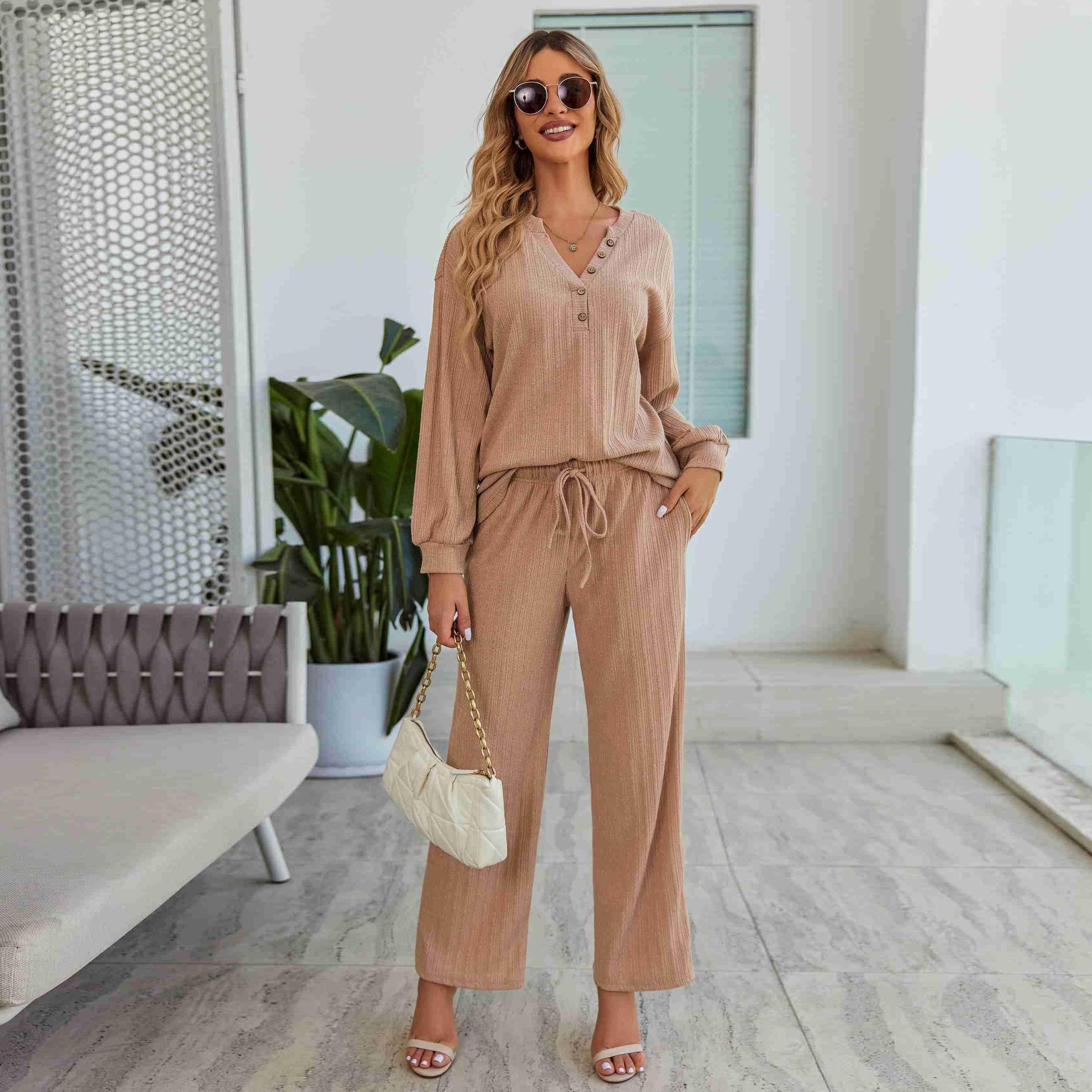 Amazon 秋冬 ヨーロッパとアメリカスタイルのレディースファッションカジュアルスーツ 長袖パンツ ゆったりツーピース レディースホームパジャマ