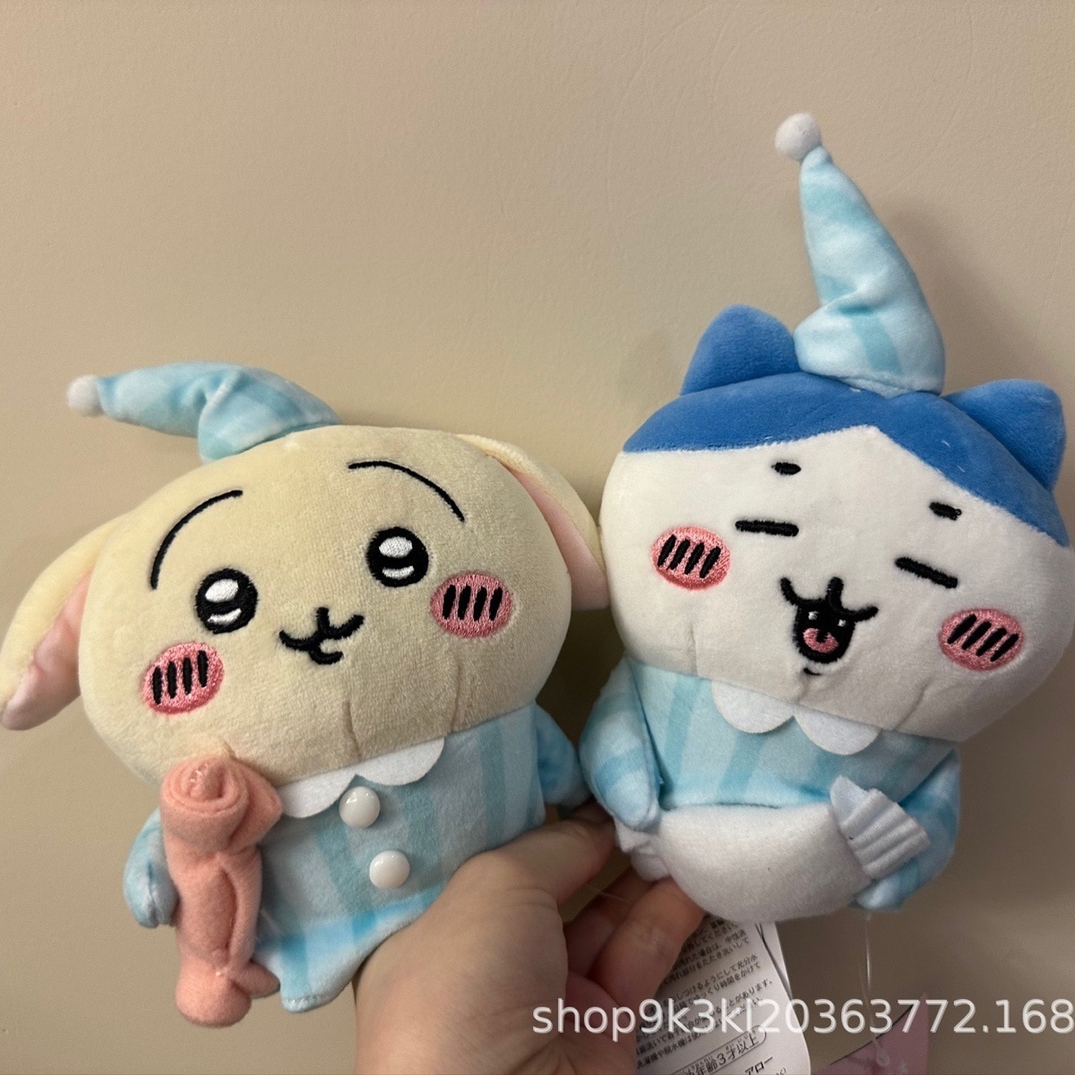 日系chiikawaジイカワ自嘲熊ウサチ小八ジイぬいぐるみパジャマ