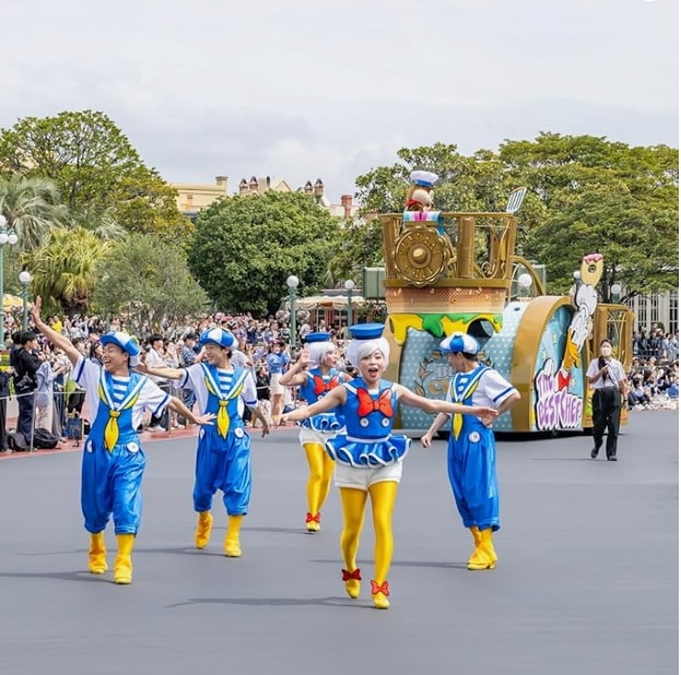 超原版# 東京ディズニーランド（TDL） ディズニー・パルパルーザ ドナルドのクワッキー・ダックシティ ミニー 靴リボン付き レプリカ衣装 コスプレ衣装