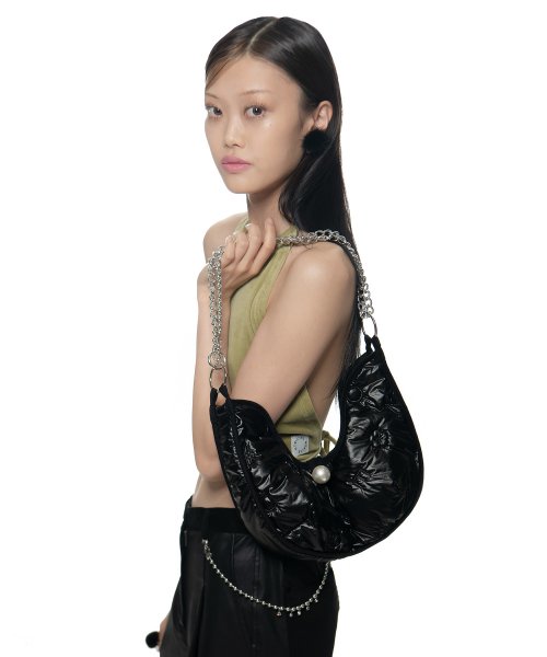 LOGO PLAY QUILTING TWINKLE BAG BLACK