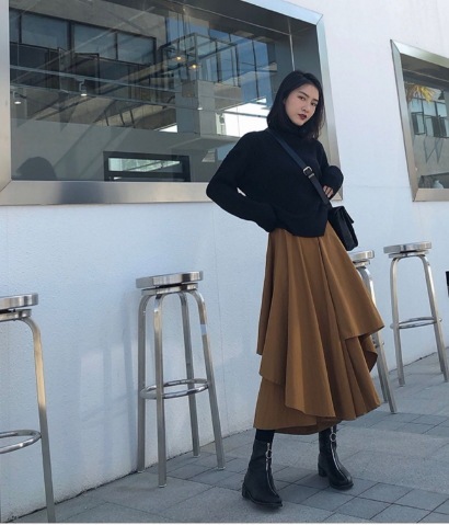 スカート フレアスカート ロング ロング丈 マキシ マキシ丈 フレア セミフレア Aライン 切り替えデザイン ハイウエスト かわいい 大人 上品 おしゃれ お洒落 かっこいい レトロ こなれ感 ラフ