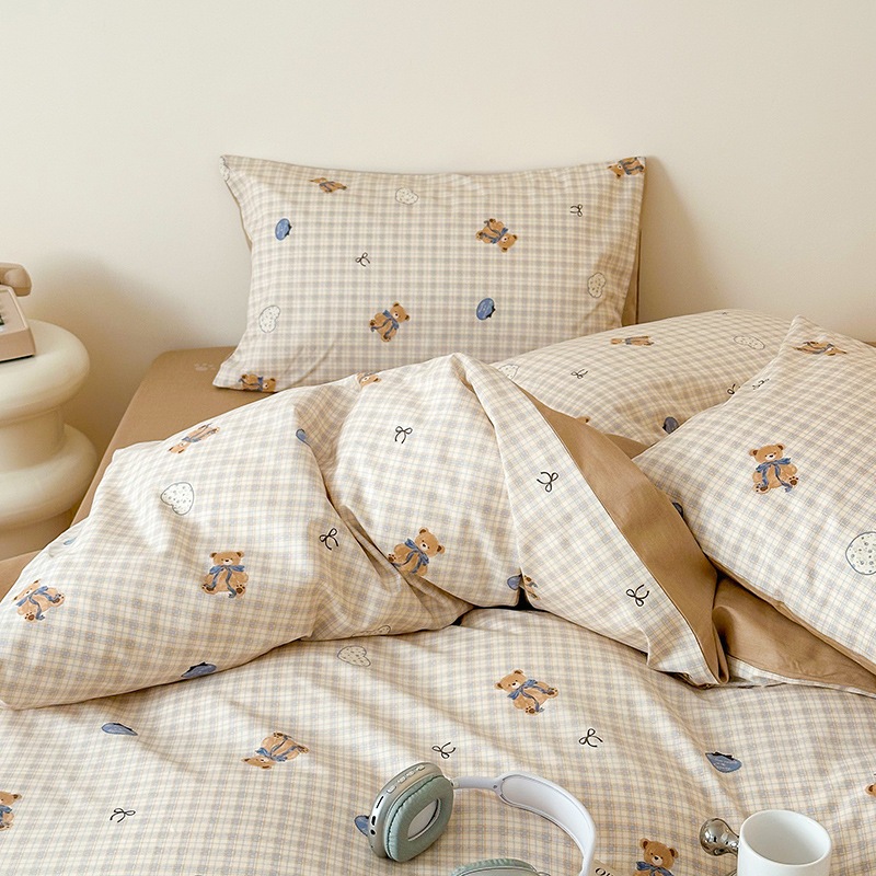 春と夏のオールコットンプリント4ピースセットinsスモールフレッシュ13372 Twill Pure Cotton Quilt Cover Cartoon 3ピースセット