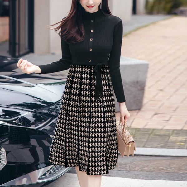 ニットワンピース レディース 膝丈 長袖 切り替え　ハイネック　フレア 春秋 123986