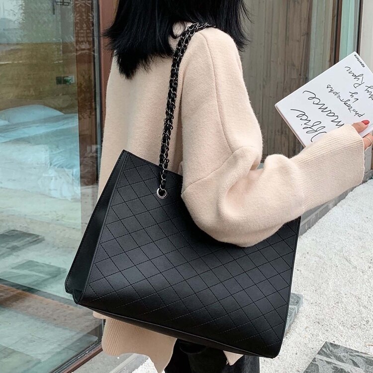 ショルダーバッグ トートバッグ レディース 手持ちバッグ 手持ちカバン 手提げ 肩掛け 大人 大容量 大きめ カジュアル かわいい おしゃれ ファスナー付き 通勤 お財布 スマホ 旅行 韓国ファッショ