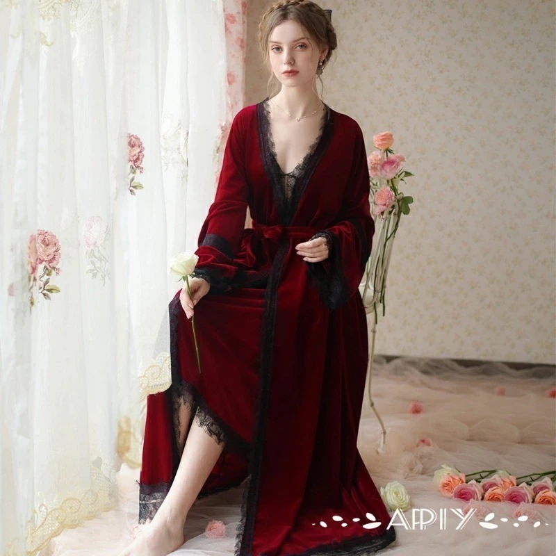 【大人気製品 急速出荷】パジャマ レディース ワンピース 2点セット 冬 ネグリジェ ルームウェア ベロア ベルベット レース付き 春秋冬 寝巻き 部屋着 柔らかい 暖かい 可愛い 姫系 着る毛布