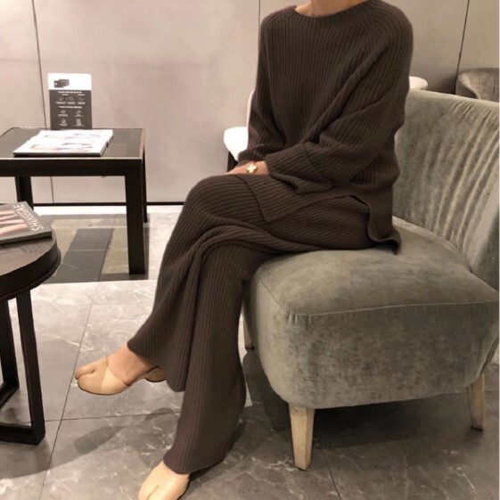 トップス パンツ ボトムス ニット セットアップ レディース ロングパンツ ワイドパンツ ロング フルレングス 長袖 ボリューム袖 萌袖 ラウンドネック ワイド フレア Iライン サイドスリット リブ