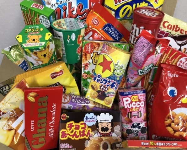Qoo10] クーポンOK！数量限定！お菓子BOX！色