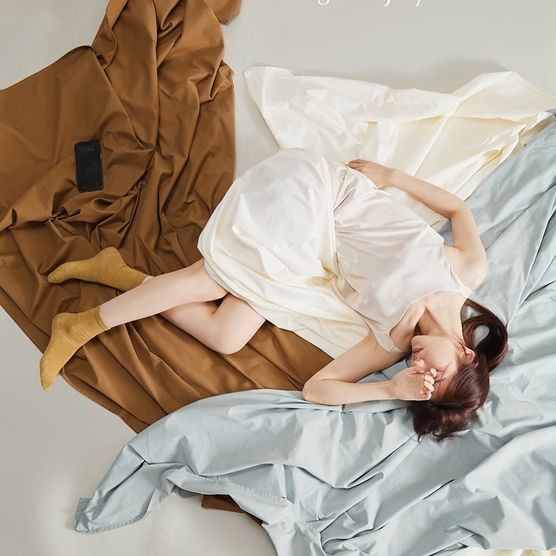 猛烈な100％ピュアコットンウール4ピースセットオールシーズンで入手可能50二本鎖固形色のベッドシートキルトカバー枕カバー