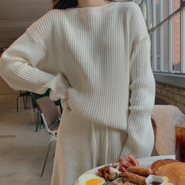 軽い着用ができるリブニット 韓国人気 全2色