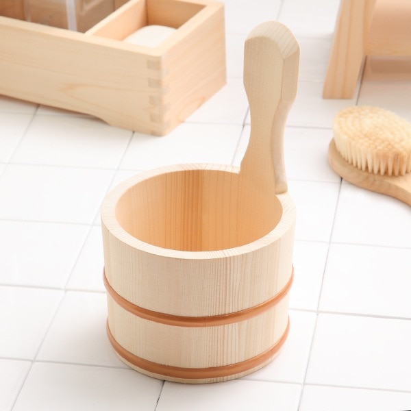 木製手桶 余湯派 風呂片手桶 おけ 片手おけ 木製 桶 お風呂 風呂桶 手おけ 浴用品 木 風呂おけ 銭湯 温泉 片手 持ち手 取っ手 木目 すくいやすい 洗面器 レトロ 日本製