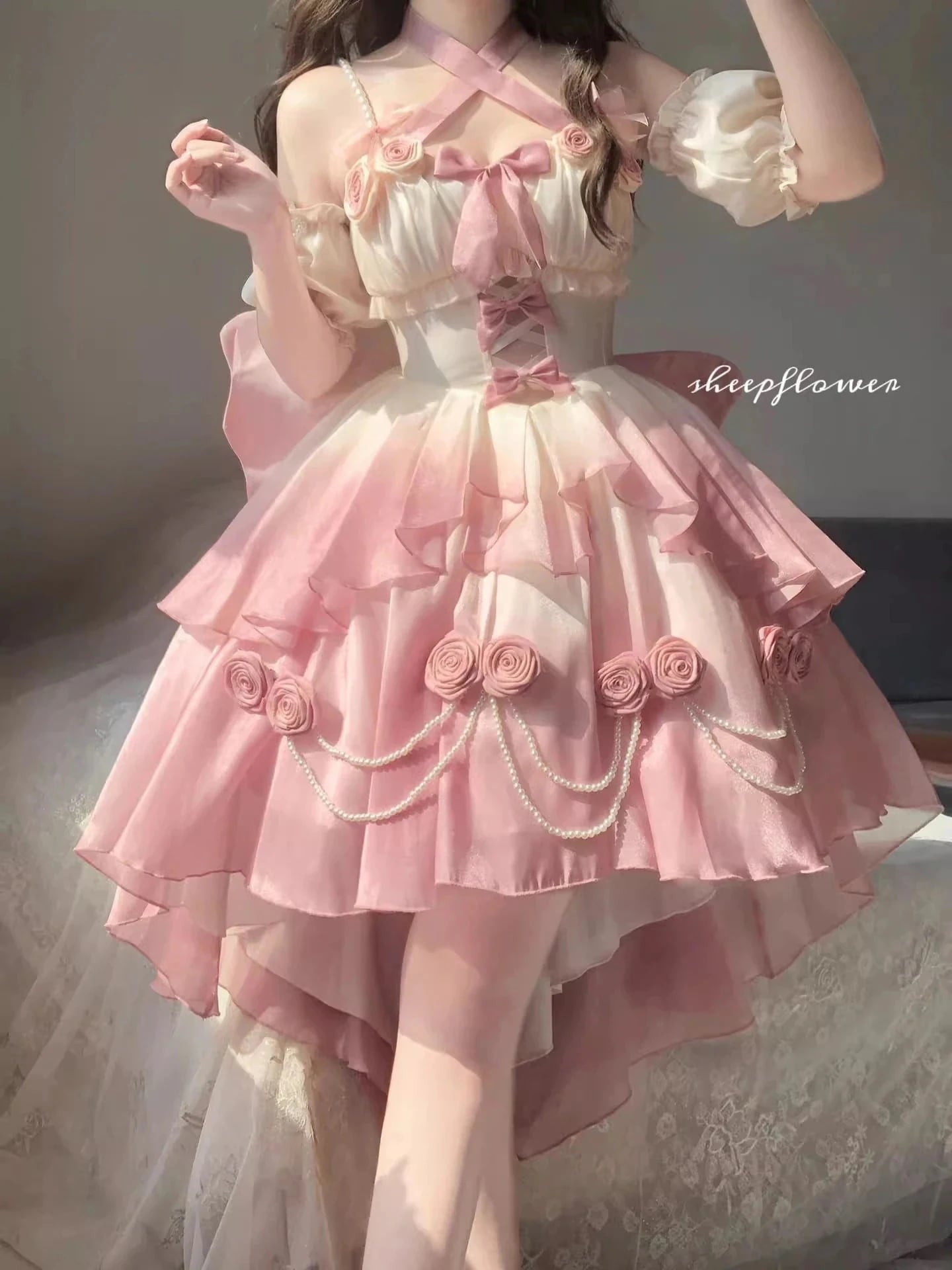 グラデーションピンク光花ウェディング中空フロントショートバックロング薄手フラッシュローふわふわ重工業プリンセスロールプレイ
