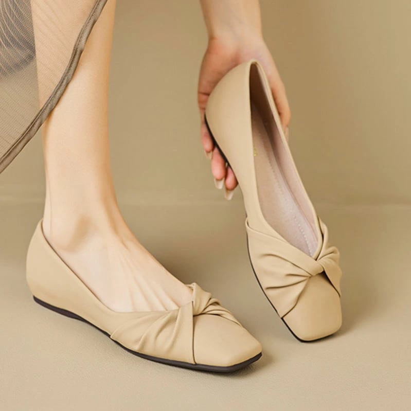 777円OFFクーポン パンプス バレエシューズ ローヒール リボン 痛くない フラットシューズ ぺたんこ レディース スクエアトゥ 大きいサイズ 低反発 歩きやすい おしゃれ 走れるパンプス シンプ
