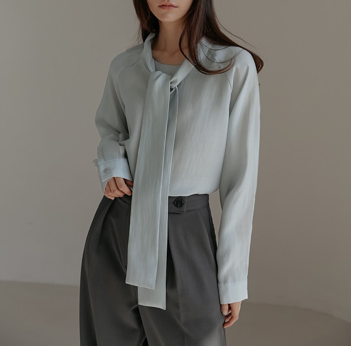 [common unique] マロンテンセルタイシアブラウス