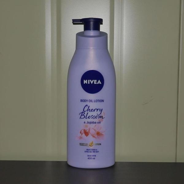 XBG83K94NIVEA ボディオイルローション チェリーブロッサム 400ml 5,325円
