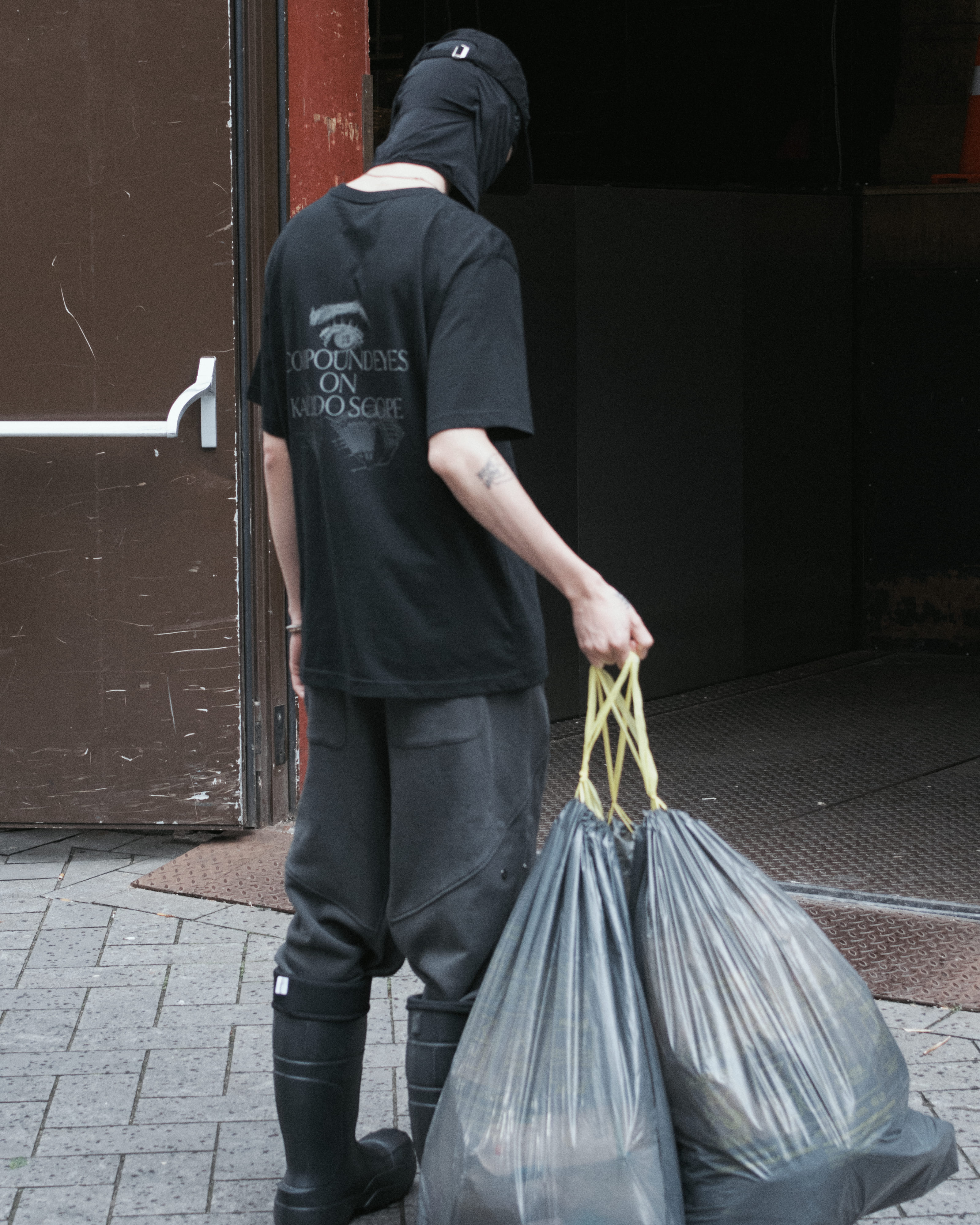 【SANSANGEAR】 MULTI FACETED T-SHIRT : BLACK
