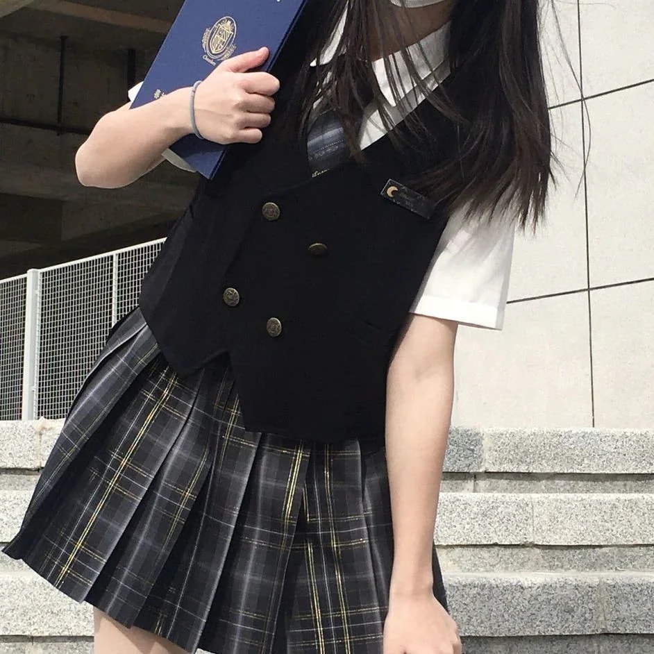 早いもの胜ち ベスト春の新しい女子学生jk制服 日系 可塩可甘学院風ニットベスト