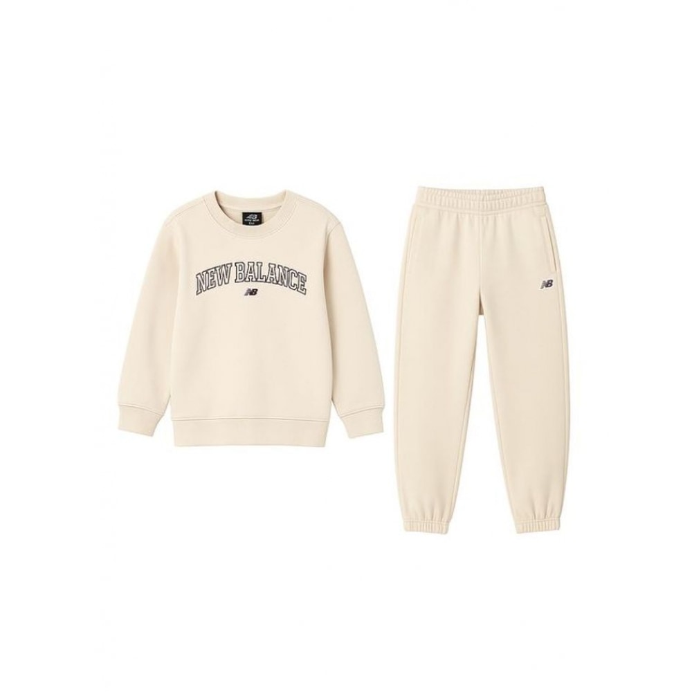 ニューバランスジュニアニューバランスフリースラウンドスウェットシャツセットスウェットシャツキッズジュニアスウェットシャツセットベージュ NK9YEB408U-35