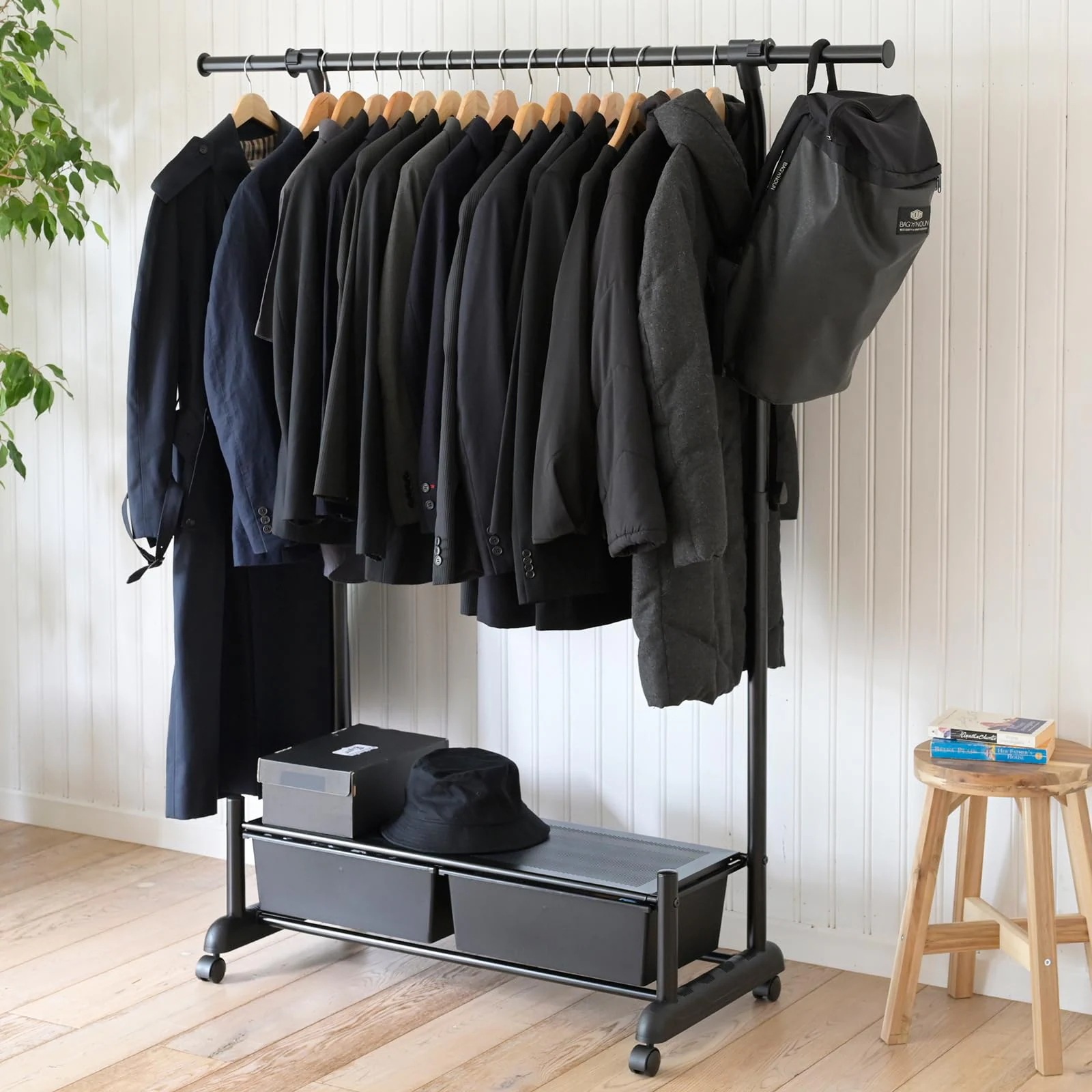 [山善] ハンガーラック キャスター付き (チェスト付き/高さ調節可能/伸縮/シングル) 幅93-148.5×奥行44.5×高さ110.5-160.5cm 組立品 マットブラック T2HH-SS(MB