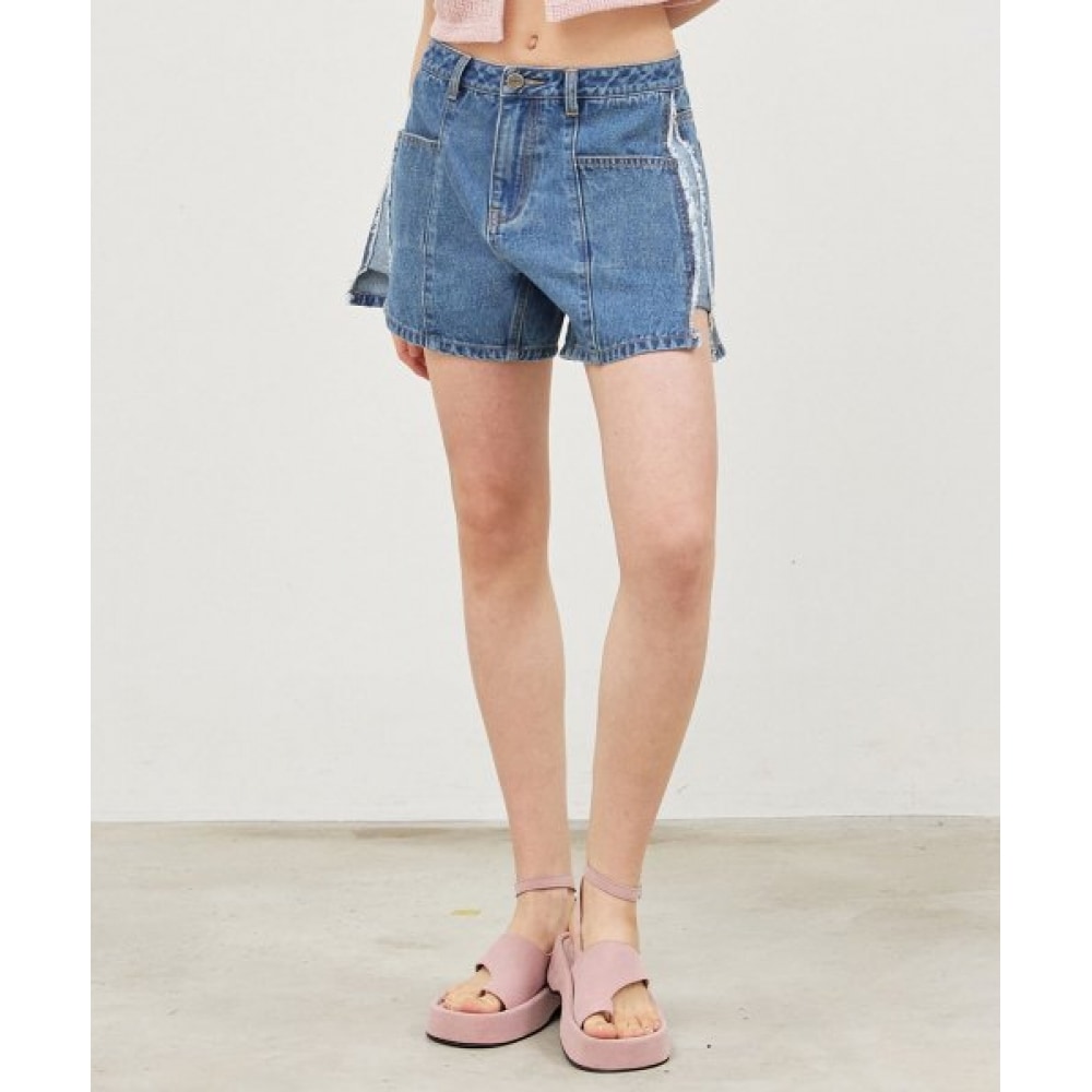 CITY BREEZE (シティブリーズ) フリンジカラーデニムショーツ_ブルー 8,965円