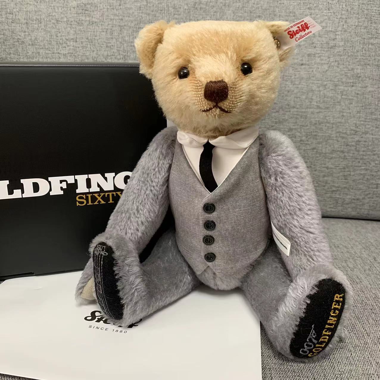 新品　2024年シュタイフ 007637【世界限定】ジェームズボンド ゴールドフィンガー ミュージカルテディベア　3000体限定　モヘア　オルゴール入り 