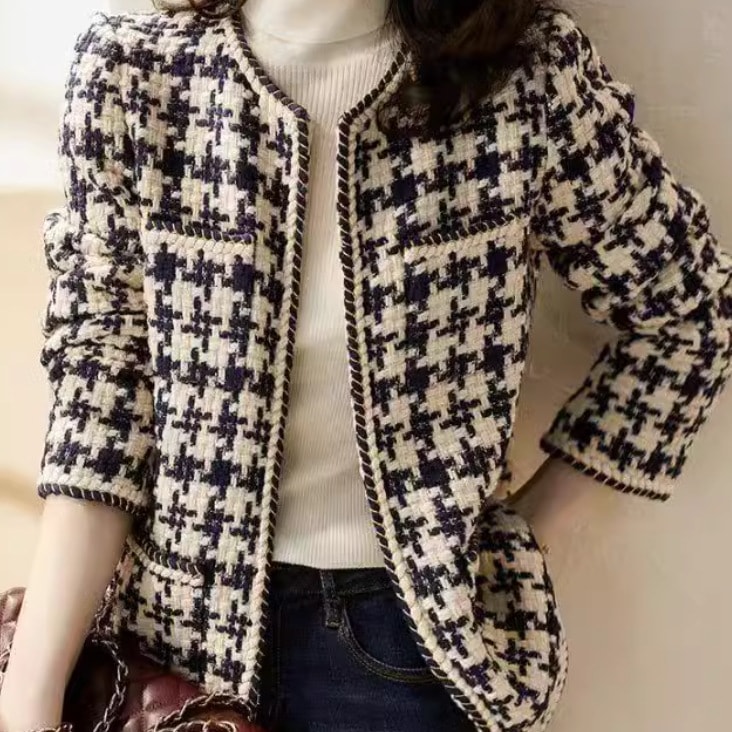 レディース ジャケット スーツ アウター ウール 羽織 前開き ノーカラージャケット 長袖 襟なし ノーカラー 中厚手 かわいい 大人可愛い きれいめ シンプル カジュアル 上品 おしゃれ かっこいい