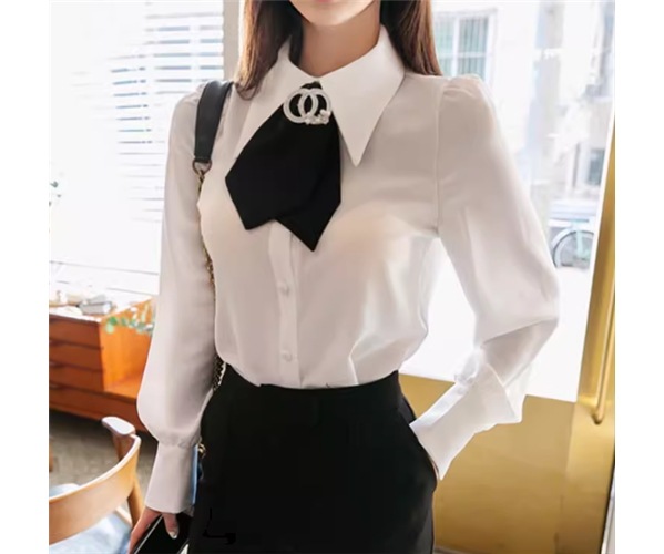 レディース トップス シャツ ブラウス ミドル丈 長袖 襟付き スリム 細身 異国風 大人可愛い きれいめ シンプル 上品 おしゃれ かっこいい こなれ感 エレガント 存在感 ラグジュアリー 知的 5,638円