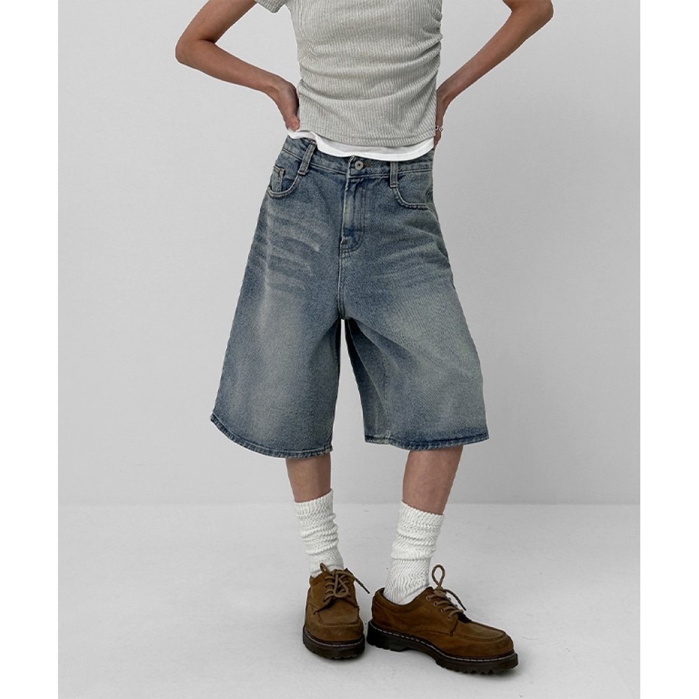 ブラックアップホーレントウォッシングバミューダデニムパンツ