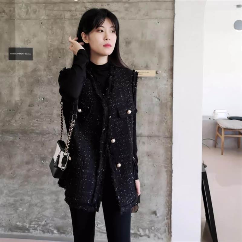 アウター ジャケット ロング 袖なし ノースリーブ Vネック 襟なし フェミニン ポケット 前開き 大人可愛い 上品 おしゃれ エレガント モダン フォーマル 抜け感 かっちり 都会的 ラグジュアリー