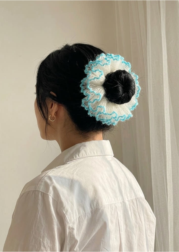 【韓国人気ヘアシュシュ】ハンドメイドふんわりニットシュシュ ヘアアクセサリー（全8色） ニットアクセサリー 手編み ウール モヘア ボリューム ヘアゴム ふんわり 冬アイテム 大人可愛い 韓国ファッシ