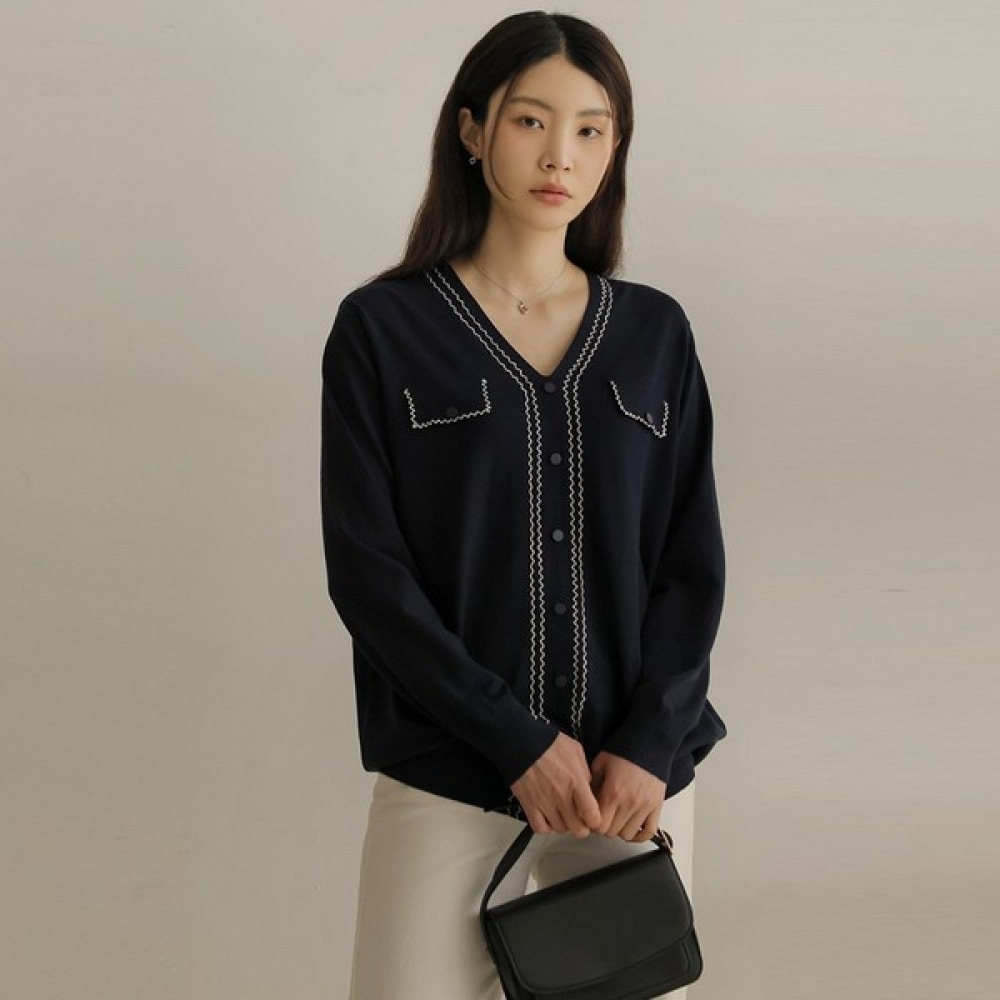 [Elysia] キルティングウェーブラインカラーTシャツ