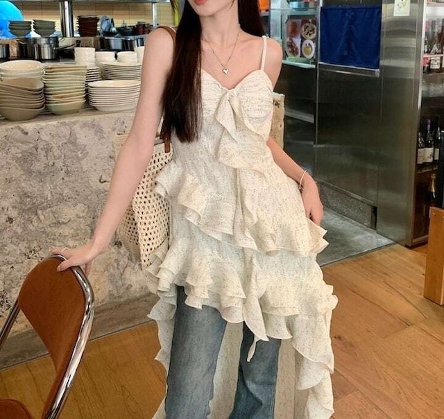 ワンピース レディース 2WAY小花柄フリルキャミソールワンピース フリルロングキャミワンピ レイヤードスタイルキャミソール 大人可愛い 韓国 人気 トレンド 新作 20代 30代 40代 海 バケー