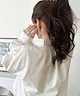 オフホワイト