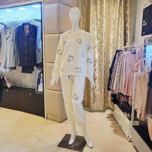 VEP396WS_白熊プリント厚手女性用イージーウェアパジャマ