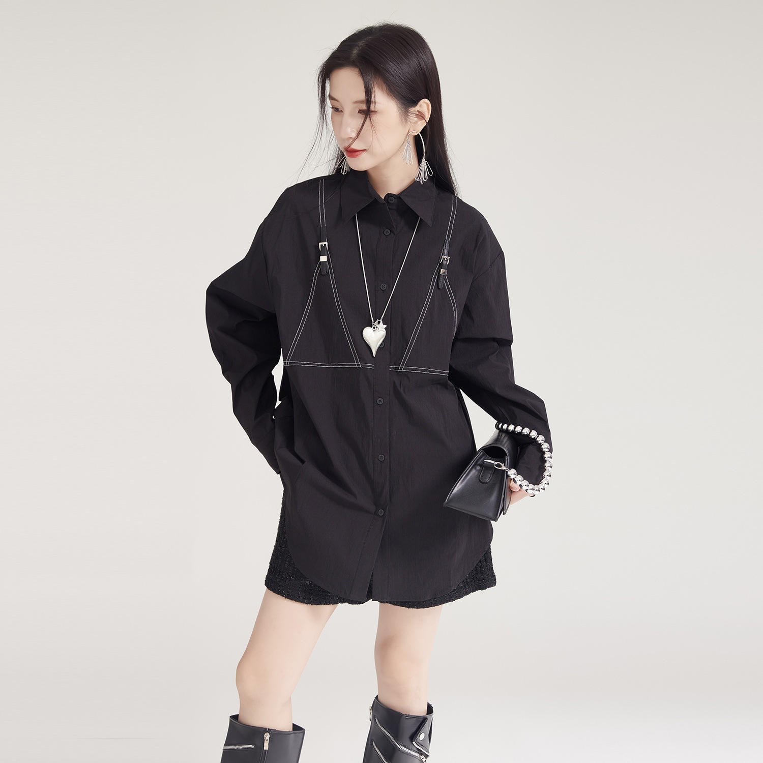 怠惰な風長袖のシャツがあります春秋の上着は高級なレトロ通勤長袖ブラウス