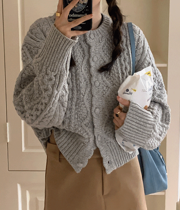 ラウンドネック ケーブル編み セーター ニット カーディガン