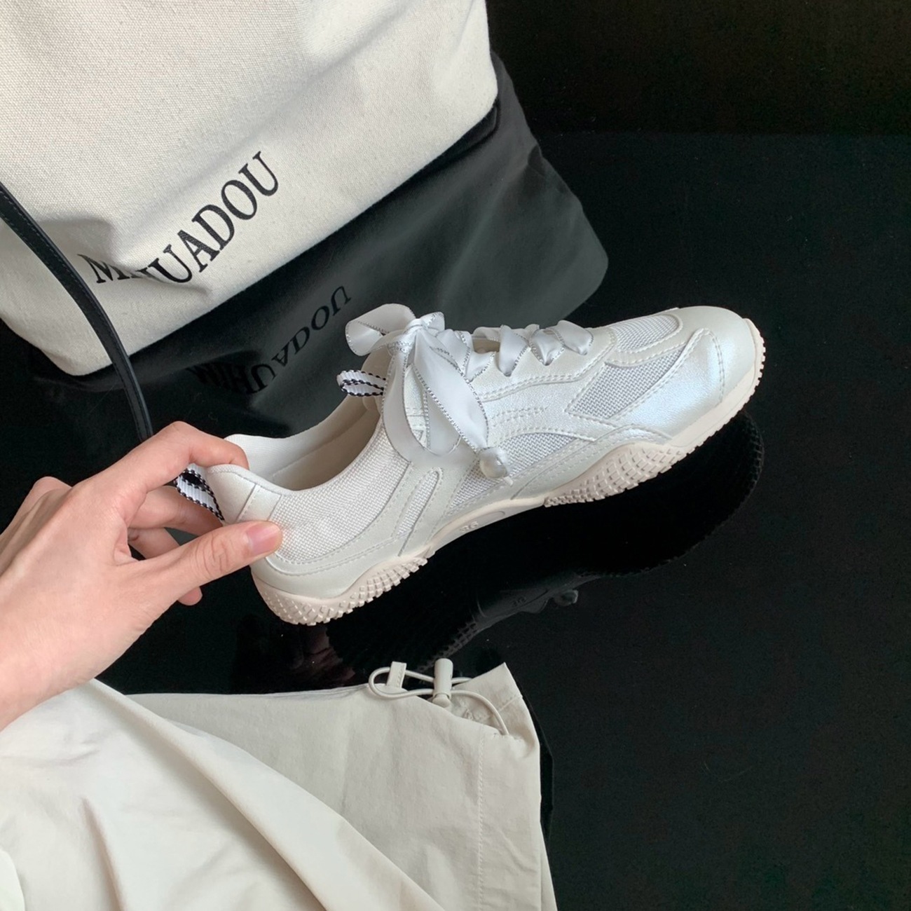 11 シープスキンバージョン本物の革のフラットソースメッシュ通気性汎用バレエスポーツカジュアルシューズ女性倫理トレーニングシューズフォレストガンプシューズ r n2