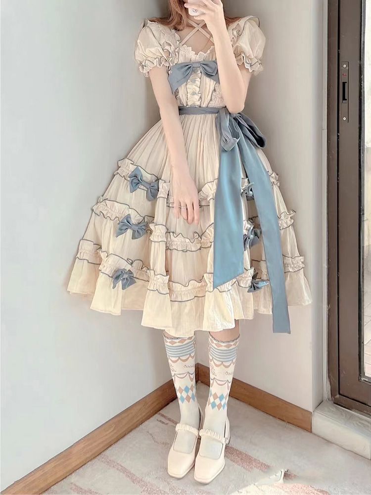 プリンセスロリータバースデードレスふっくらグループパレススタイルウエストロリータスプライシングレースストラップドレス