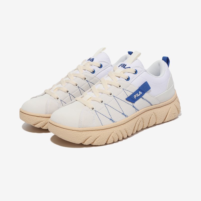 TERREO スニーカー