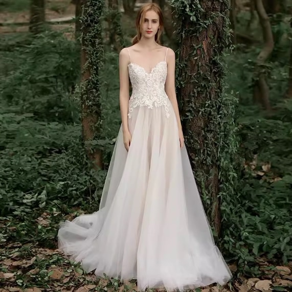 ドレス ワンピース ウェディング パーティー 結婚式 二次会 披露宴 演奏会 発表会 ステージ フォーマル キャバ 衣装 演劇 クラブ マキシ ノースリーブ Vネック 細身 セミフレア レース