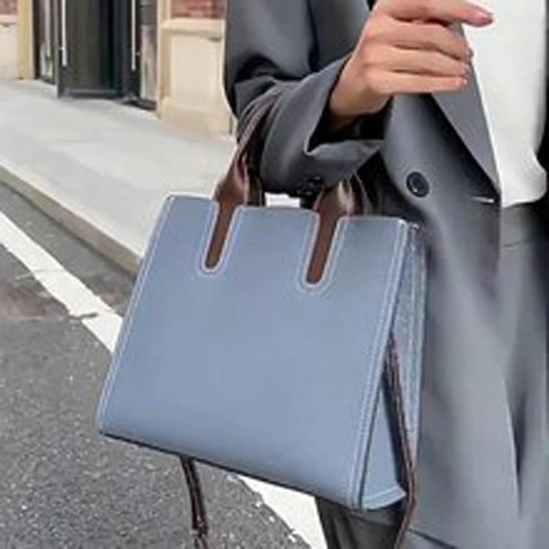 本革 ハンドバッグ ショルダーバッグ トートバッグ 2way レディース 大人 大きめ 軽い 斜め掛け 手提げ シンプル 上品 おしゃれ フォーマル 通勤 お出かけ 旅行 秋冬 冬バッグ 入学式 卒業