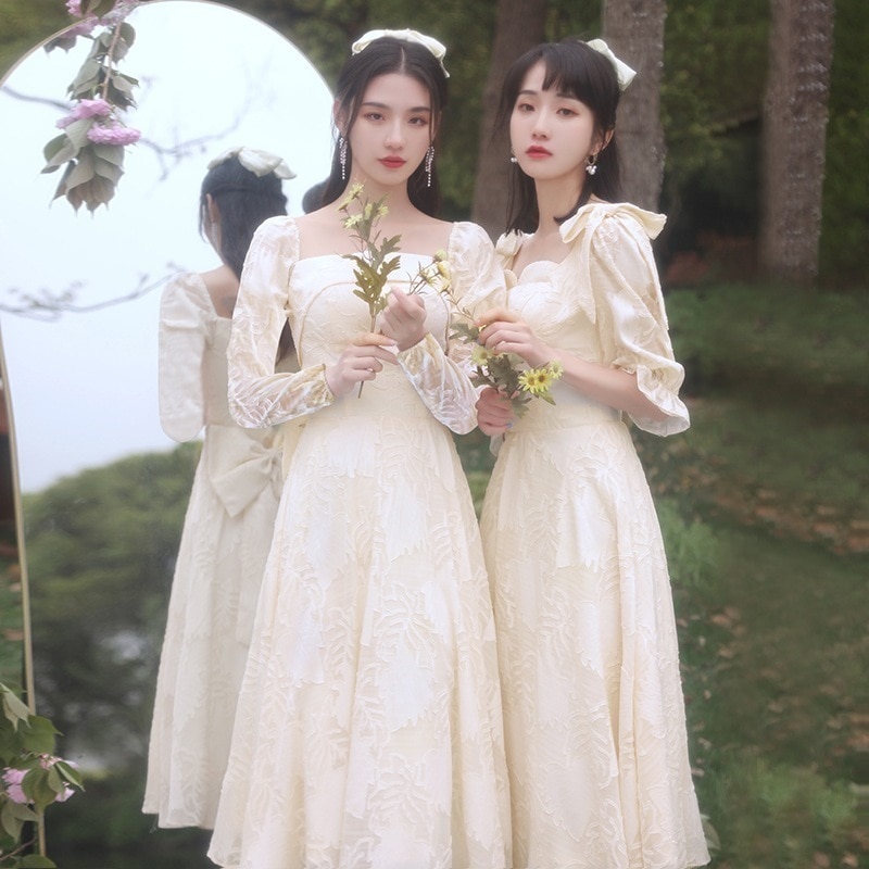 シャンパンカラーのドレス新しいドレスの女性