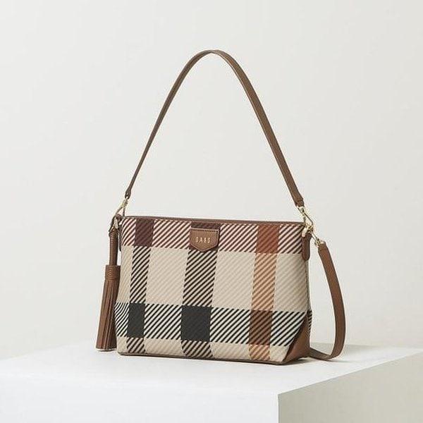 DCBA2F686W2 [GREAT HOUSE CHECK PVC] ブラウン ビッグハウスチェック ショルダーバッグ