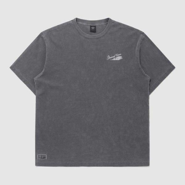 半袖Tシャツ PQA UQ121CRS11-DCH ウェイファインダー ガーメントダイ レタリング 半袖Tシャツ ダークチャコール